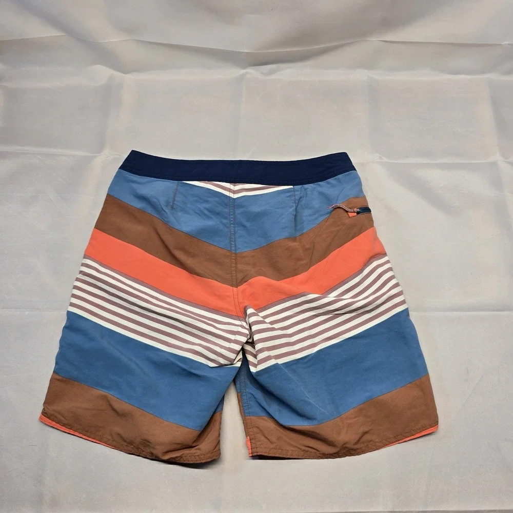 Patagonia Wavefarer Boardshorts Mens 30x8 Multicolor Stripes Beach‎ Outdoor